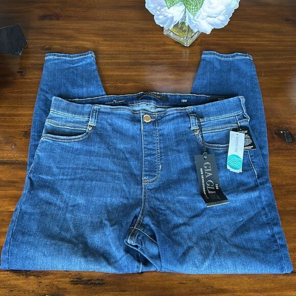 Liverpool The Gia Glider® Slim - Eco NWT Sz 18W pull on stitch fix - Picture 4 of 10